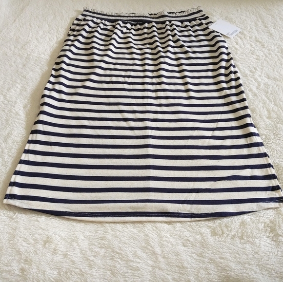 89th + Madison Striped Midi Skirt -NWT - Picture 9 of 11